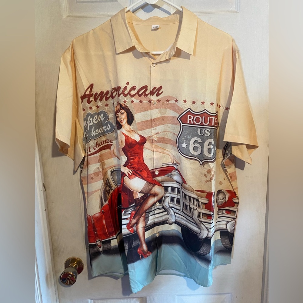 Men’s summer vintage car 🚗 shirt 👕 size 2 XL